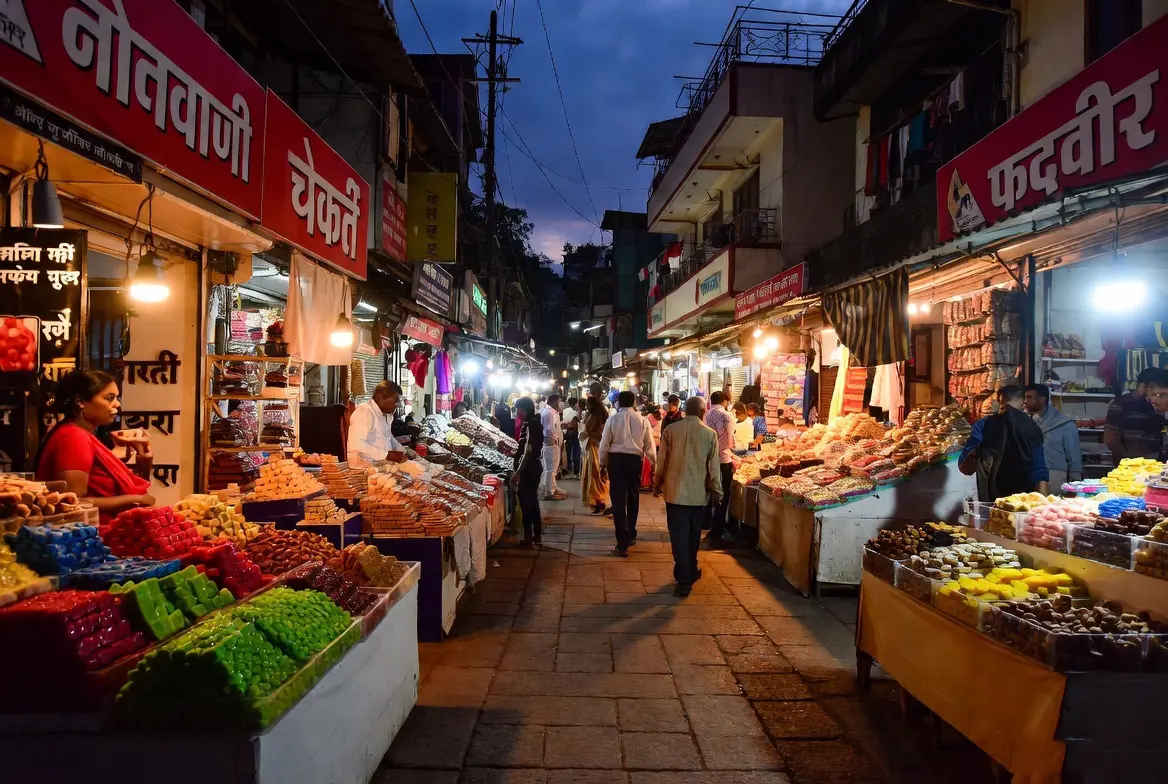 Lonavala Market town stop atmosphere